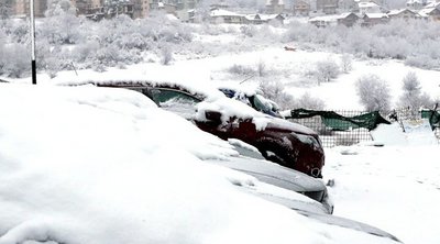 Βοσνία: Χιλιάδες νοικοκυριά χωρίς ρεύμα λόγω χιονοθύελλας - Κροατία: Διάσωση 48 ανθρώπων που είχαν θαφτεί από το χιόνι 