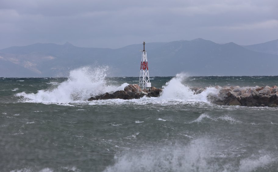 Απαγορευτικό απόπλου λόγω των θυελλωδών ανέμων
