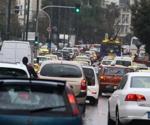 Τέλη κυκλοφορίας: Λήγει η προθεσμία - Οι αλλαγές στα πρόστιμα 