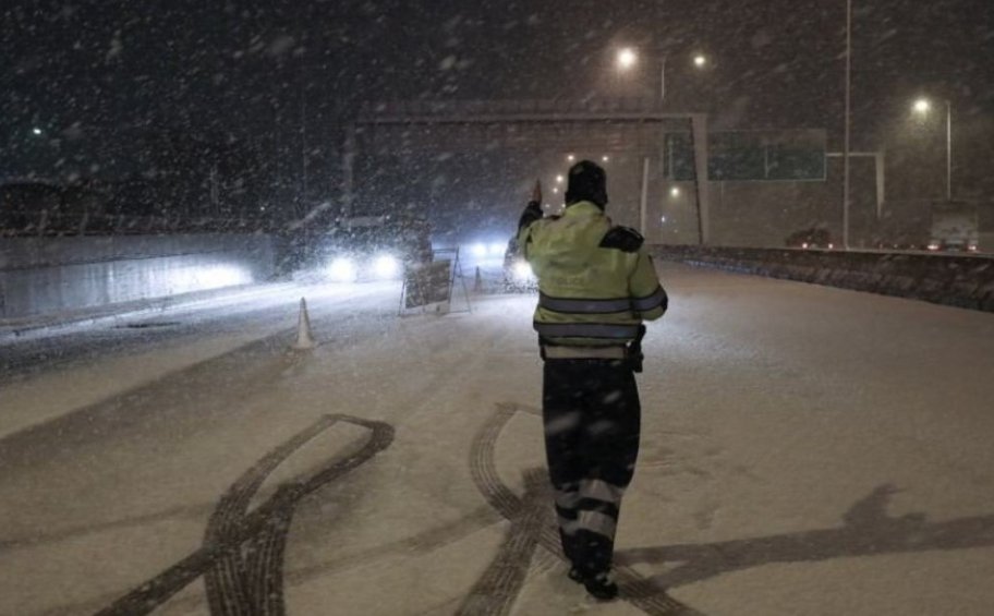 Απαγόρευση κυκλοφορίας βαρέων οχημάτων στην εθνική οδό Αθηνών-Θεσσαλονίκης 