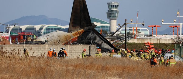 Νότια Κορέα: Συντριβή αεροσκάφους με 181 επιβαίνοντες - Δεκάδες νεκροί - ΒΙΝΤΕΟ 