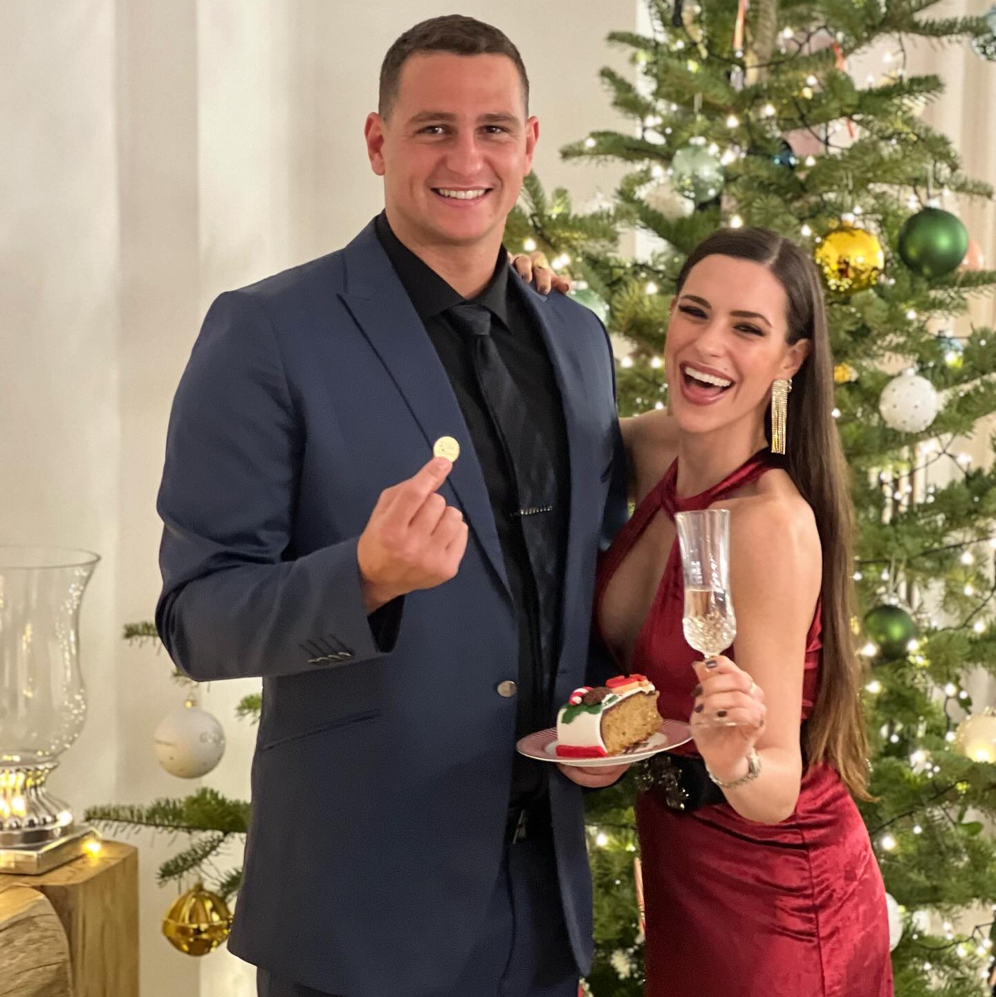 Λαμπερή νύφη η Ιζαμπέλλα Φούλοπ: Η ηθοποιός παντρεύεται σήμερα τον Γιώργο Δερβίση – Οι πρώτες φωτογραφίες