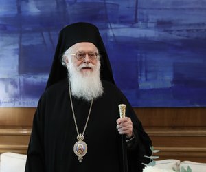 Αρχιεπίσκοπος Αλβανίας Αναστάσιος: Νοσηλεύεται στον «Ευαγγελισμό» με γαστρορραγία