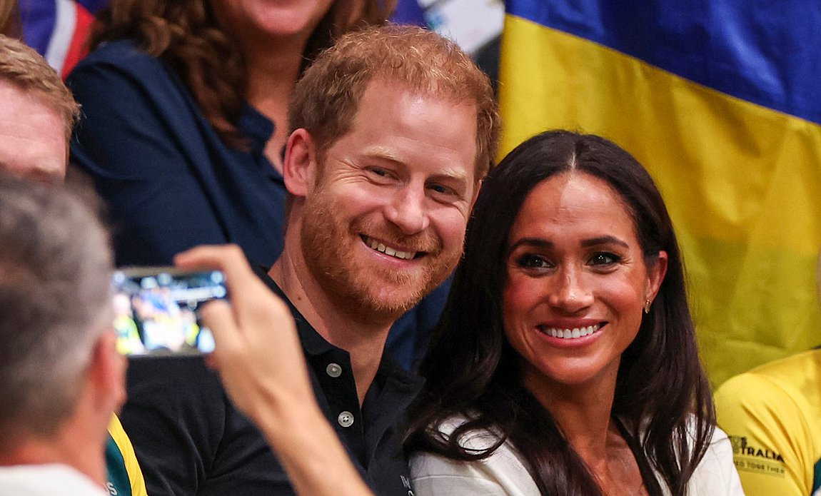 Meghan-Harry: Στη δημοσιότητα ανέκδοτη φωτογραφία του πρίγκιπα Archie