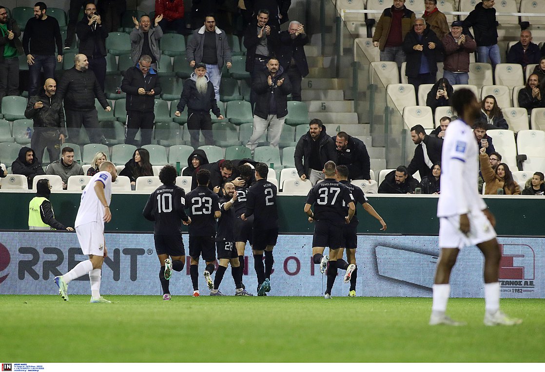 Super League: «Έσπασε το ρόδι» η Athens Kallithea, 2-1 τη Λαμία