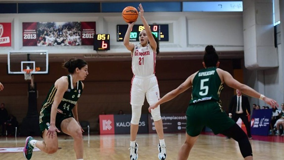Μπάσκετ Γυναικών: «Πάρτι» Ολυμπιακού στο ντέρμπι αιωνίων – ΒΙΝΤΕΟ