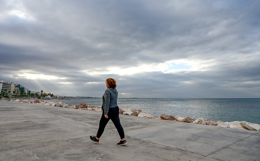 Καιρός: Μέχρι τους 19°C σήμερα - Πού θα εκδηλωθούν τοπικές καταιγίδες