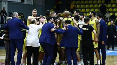 Μπάσκετ - Europe Cup: Γύρισε από το -17 με «υπογραφή» Κιν το Μαρούσι (82-81 την Πόρτο) - ΒΙΝΤΕΟ