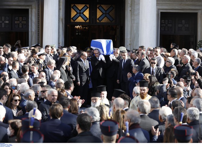 Κώστας Σημίτης: Σε κλίμα οδύνης το ύστατο χαίρε στον πρώην πρωθυπουργό 