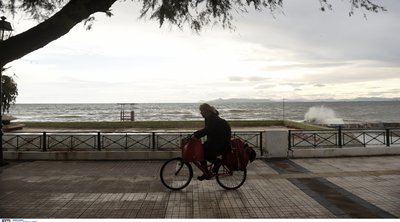 Mέχρι τους 19°C σήμερα - Πού θα βρέξει - Αλλάζει το σκηνικό του καιρού από την Κυριακή