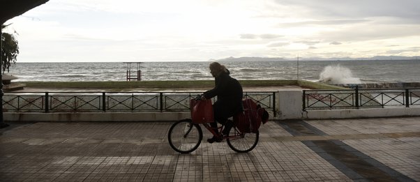 Mέχρι τους 19°C σήμερα - Πού θα βρέξει - Αλλάζει το σκηνικό του καιρού από την Κυριακή