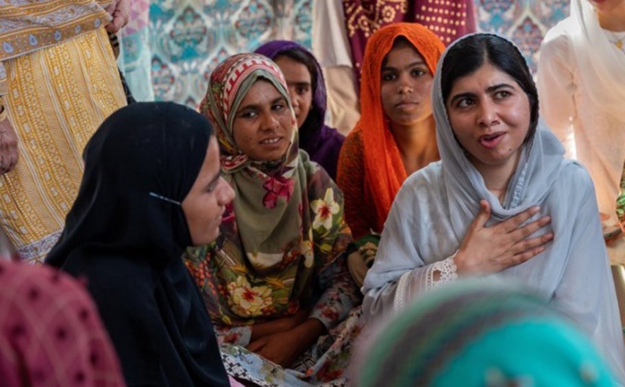 Malala Yousafzai: Σπάνια επιστροφή στο Πακιστάν για συνέδριο για την εκπαίδευση των κοριτσιών