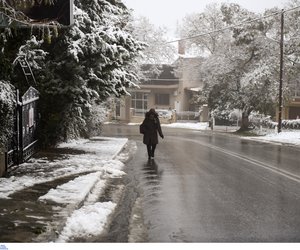 Κακοκαιρία έως την Τρίτη - Σε ποιες περιοχές θα χιονίσει σήμερα