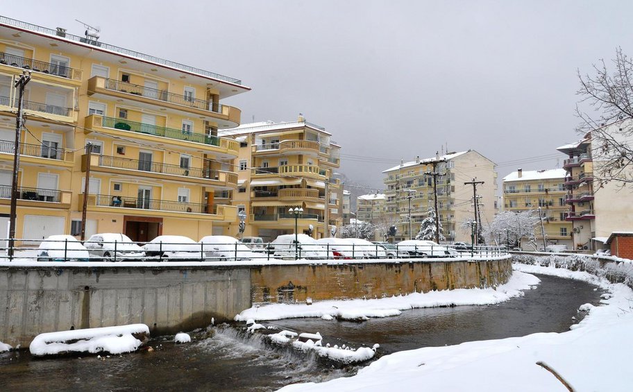 Τα σχολεία που παραμένουν κλειστά λόγω παγετού σε Φλώρινα, Αμύνταιο, Τέμπη, Μετέωρα, δήμο Νέστου και δήμο Μύκης