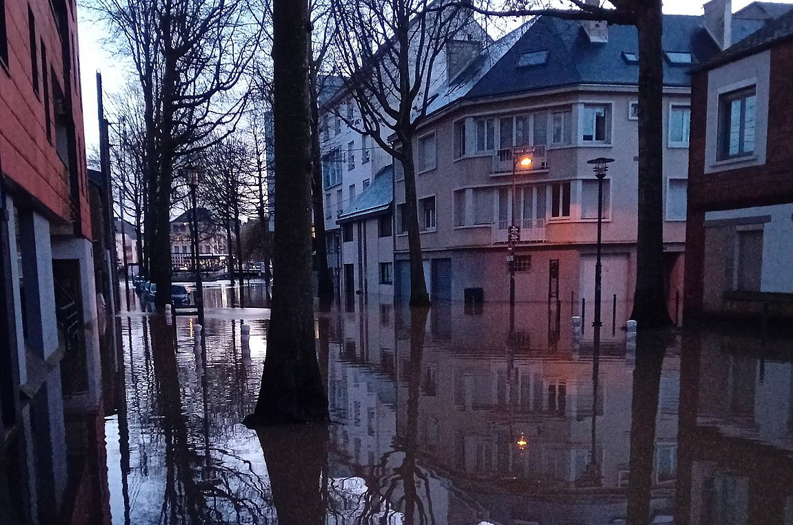 Γαλλία: Εκτεταμένες πλημμύρες πλήττουν το δυτικό τμήμα της χώρας