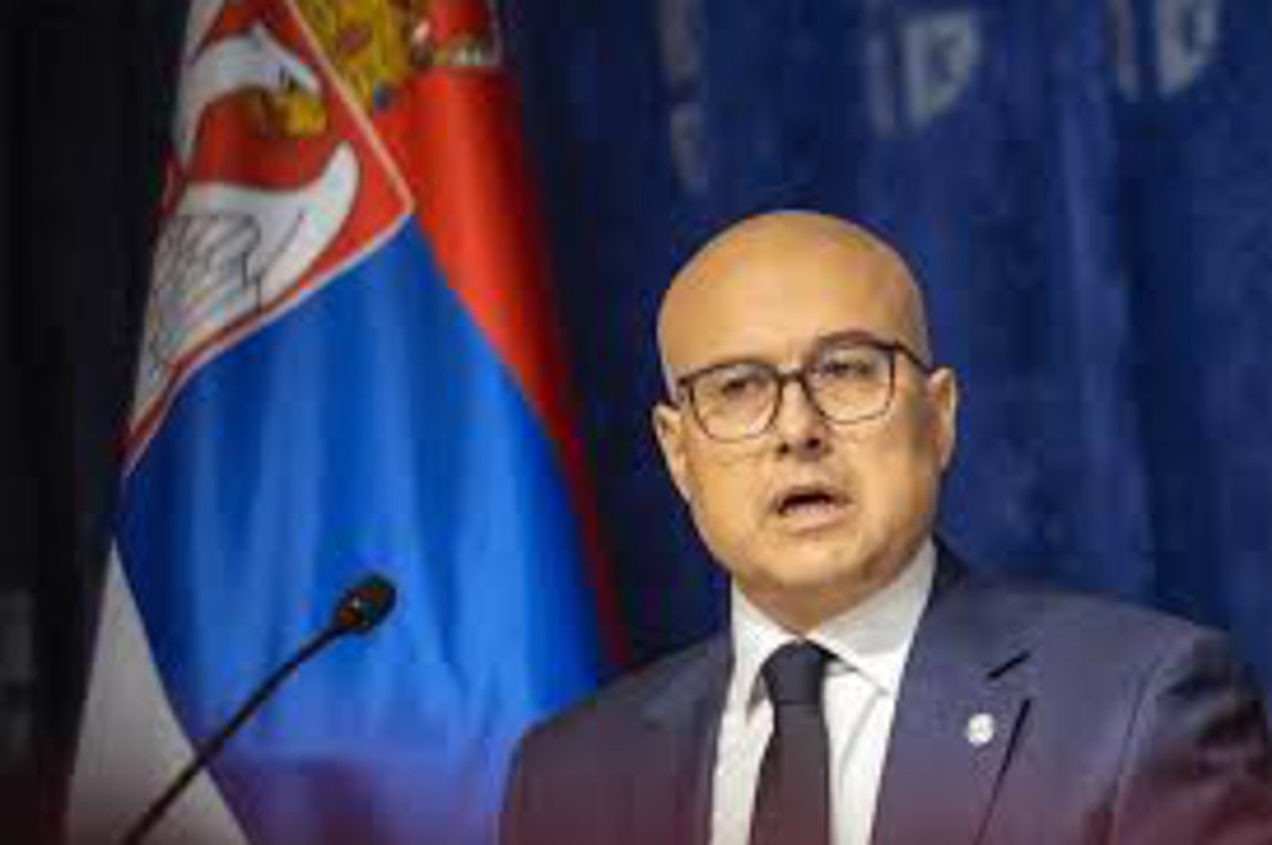 Σερβία: Παραιτήθηκε ο πρωθυπουργός Μίλος Βούτσεβιτς
