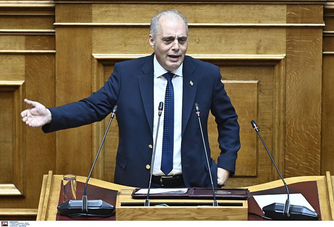 Βελόπουλος: Να πει ο πρωθυπουργός ποιοι τον ενημέρωναν λάθος για τα Τέμπη