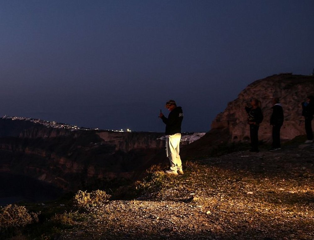 Παπαζάχος για Σαντορίνη: «Αυτό είναι το δυσμενέστερο σενάριο»