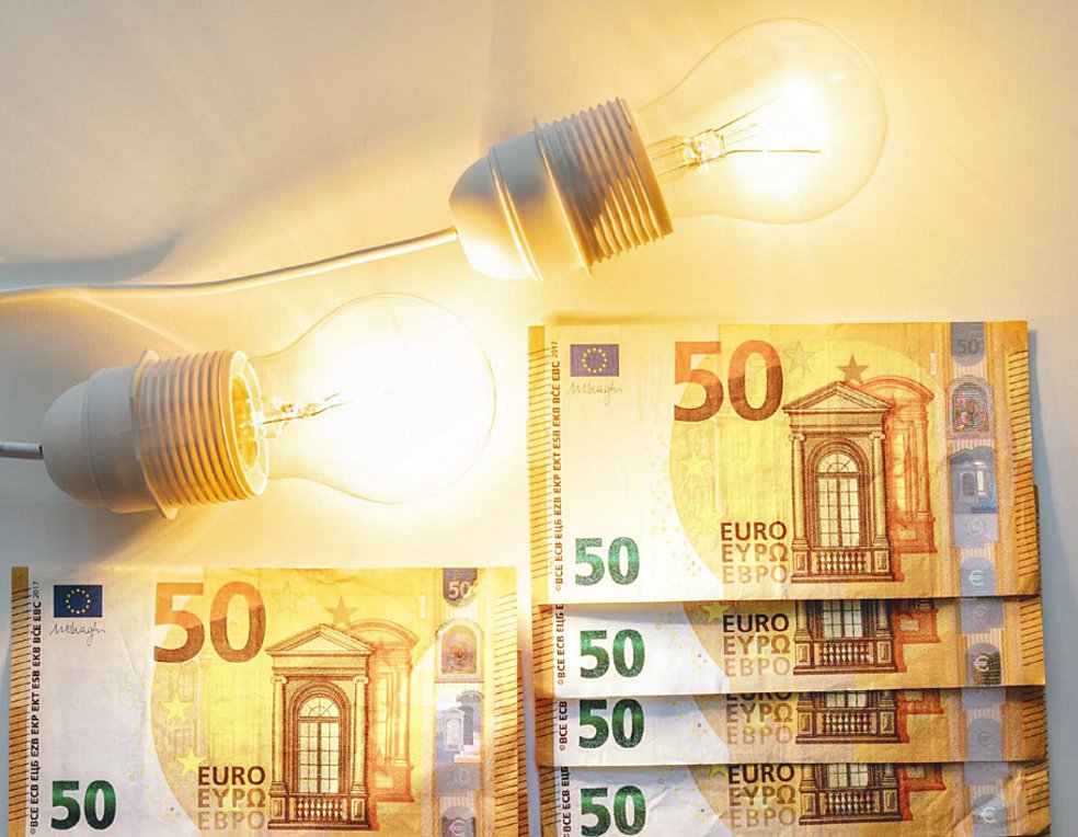 Επιδότηση ρεύματος για 650.000 μικρομεσαίες επιχειρήσεις