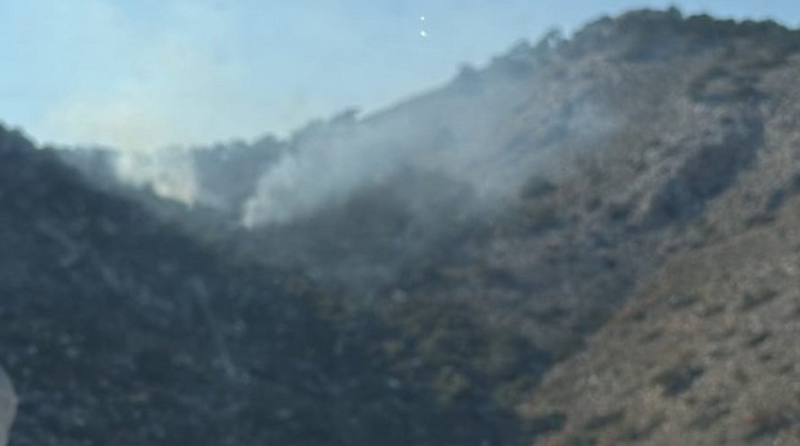 Σύμη: Σε εξέλιξη πυρκαγιά πίσω από τη Μονή Πανορμίτη