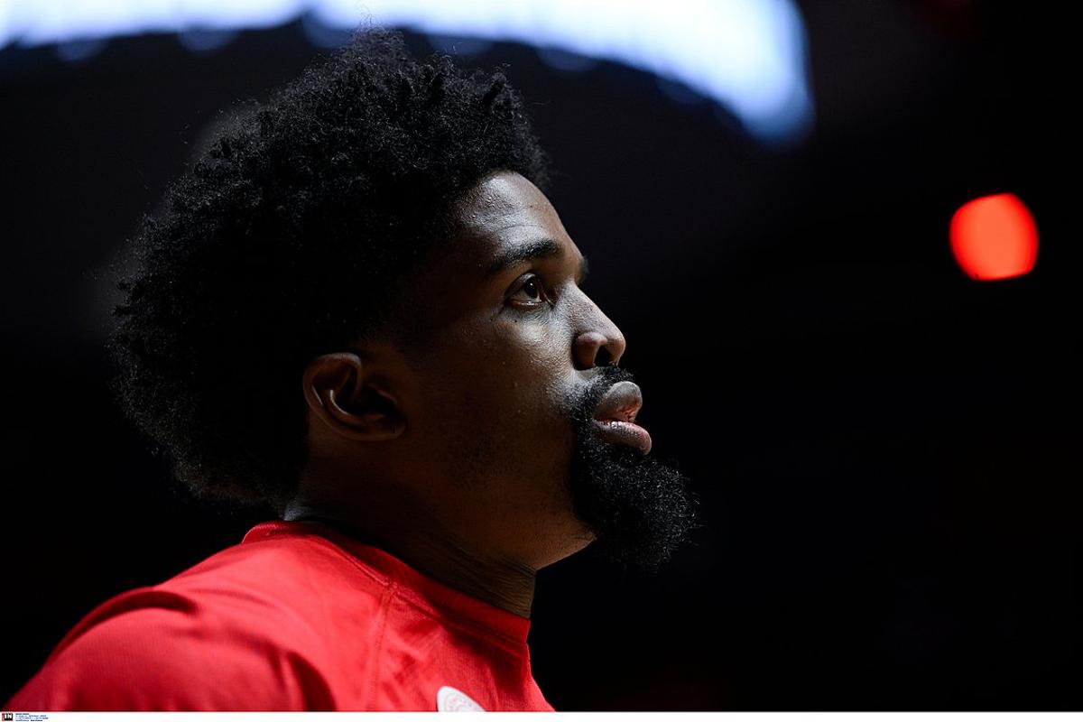 MακΚίσικ: Ένα «νεκροταφείο» παικτών νόμιζε πως θα πάρει τα λεπτά μου