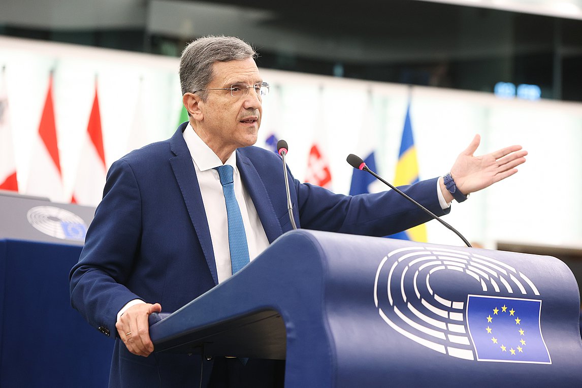 Απάντηση της Κομισιόν στο Γ. Αυτιά: «Λαμβάνουμε 5 Μέτρα για τη Στέγαση»